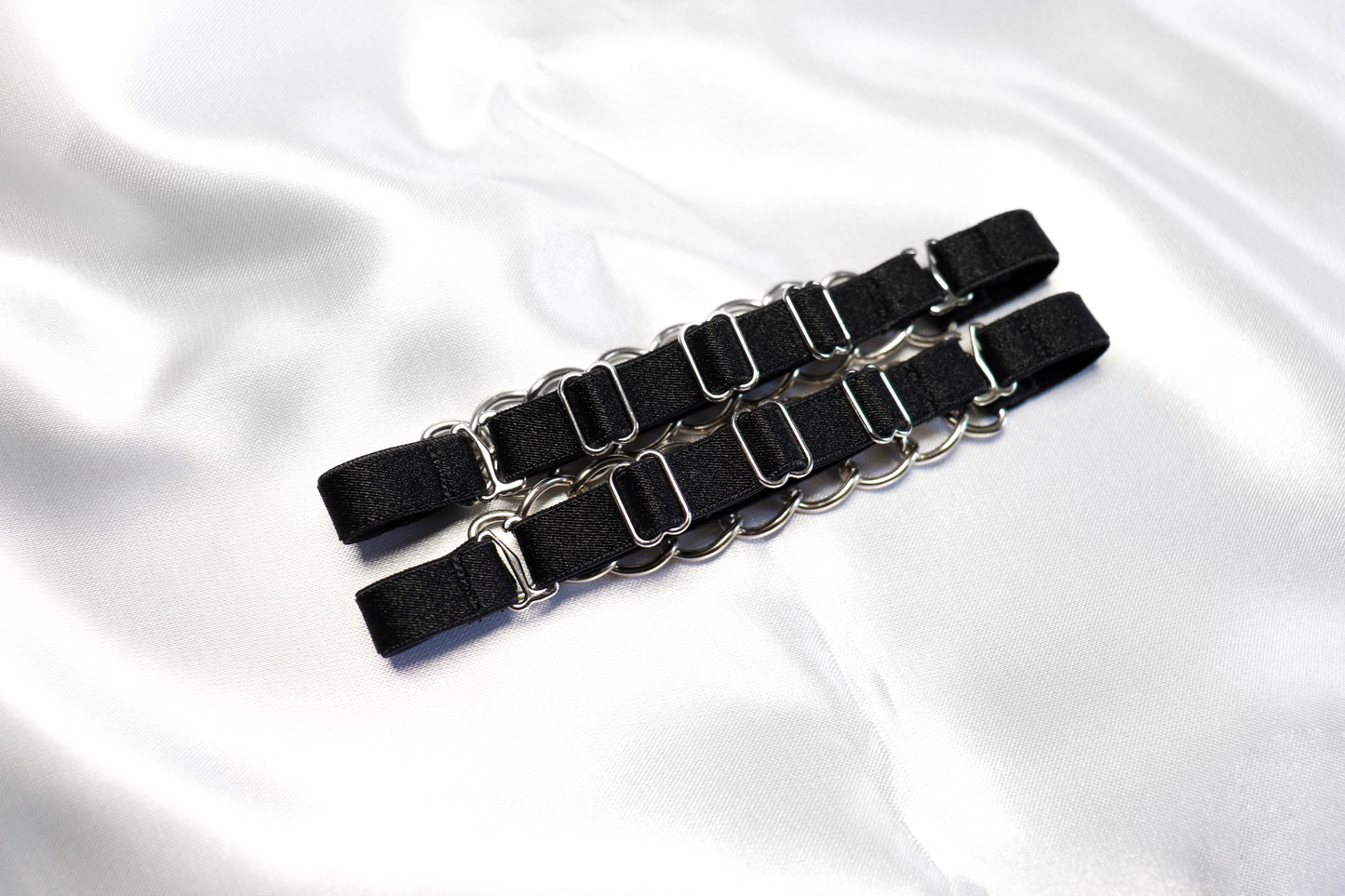 Two-in-one elastic and chain choker