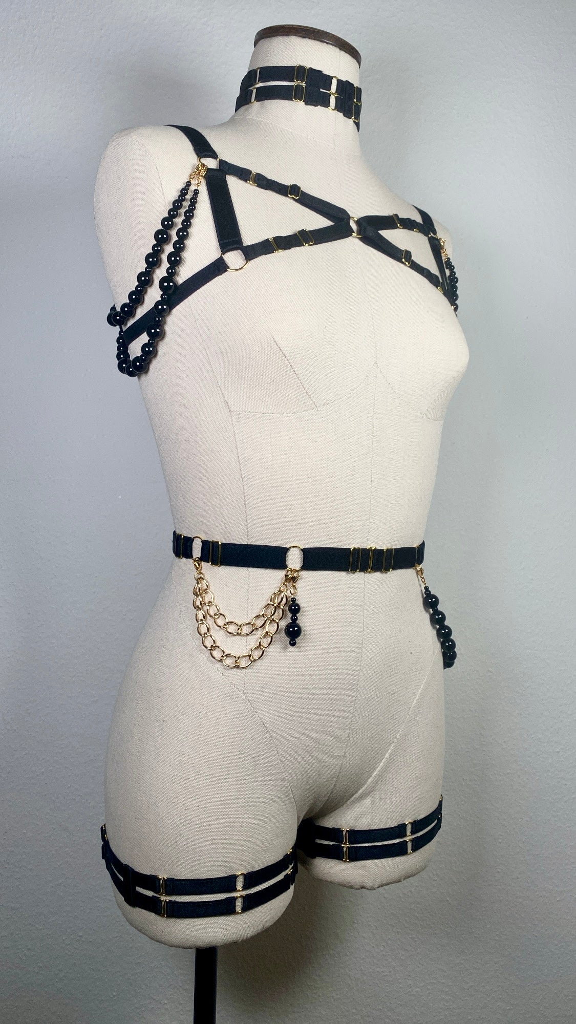 Choker en élastique satiné à deux rangs