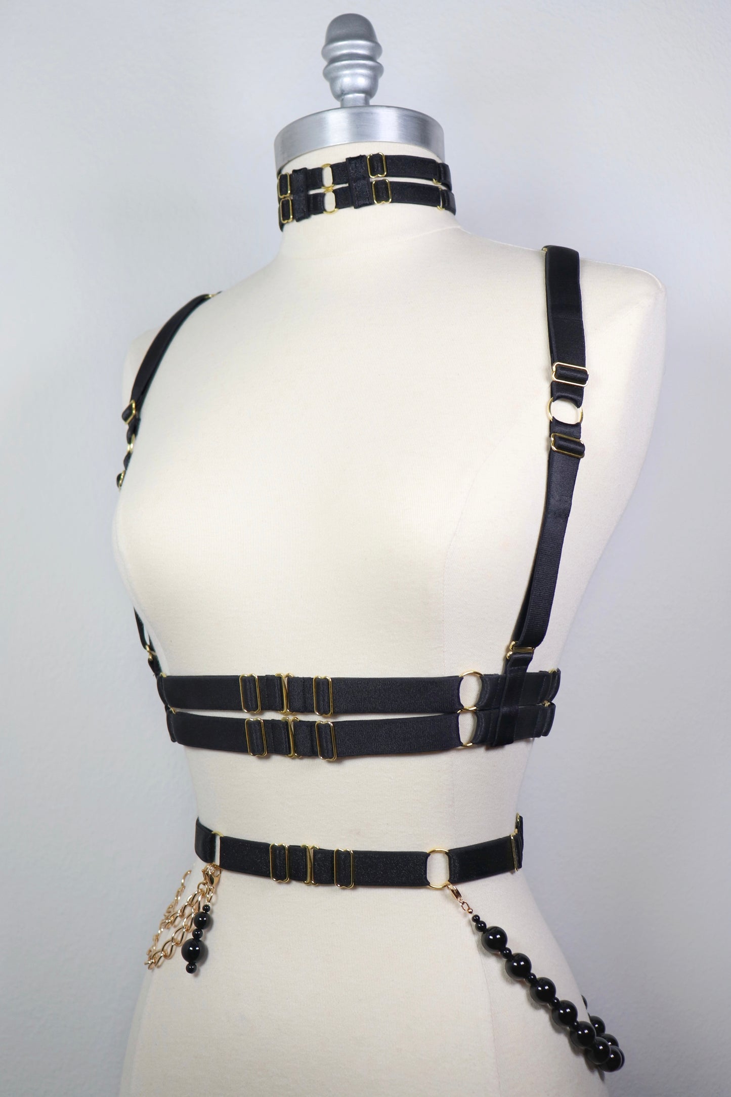 Choker en élastique satiné à deux rangs