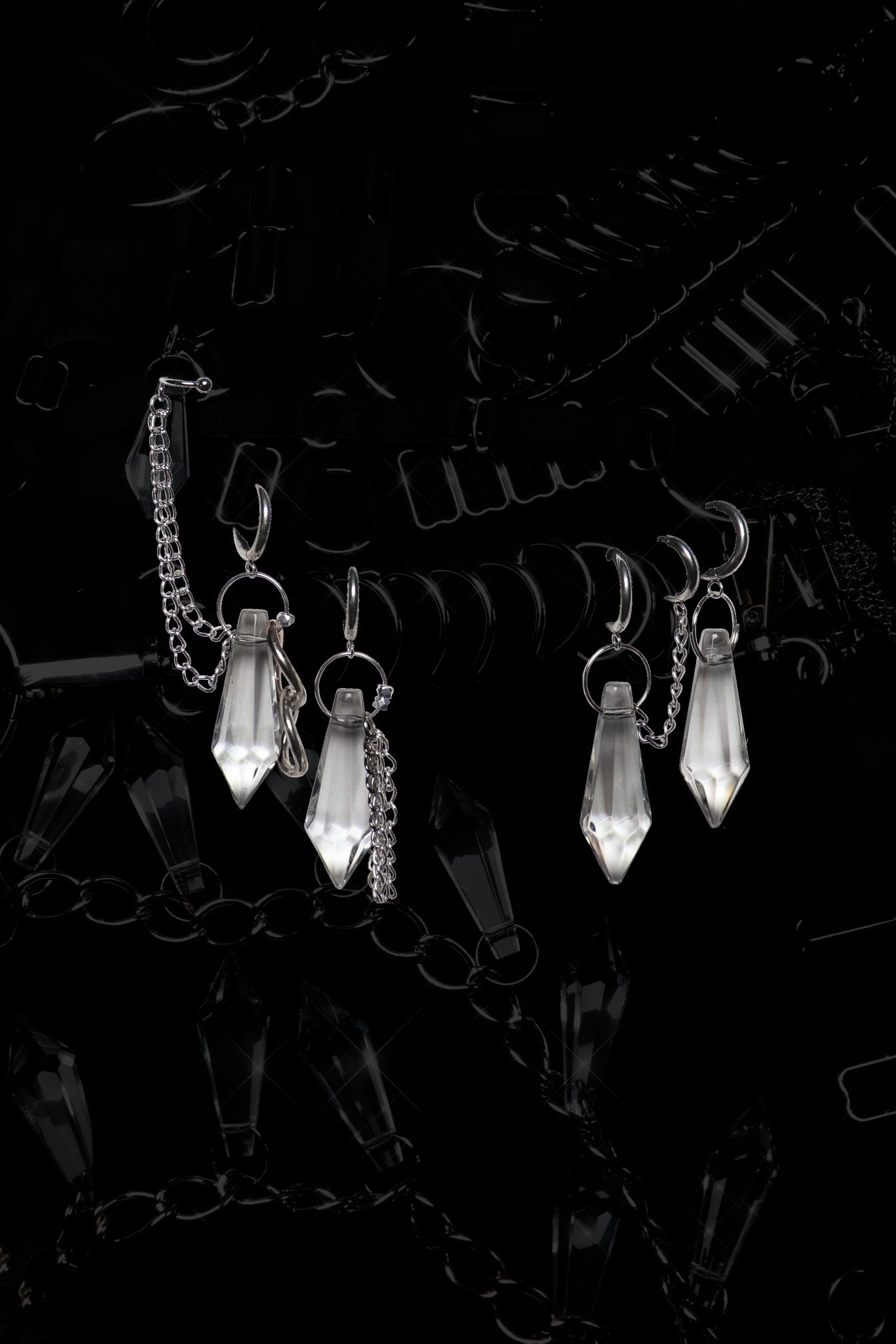 Mono boucle d’oreille à deux créoles et petite chaine