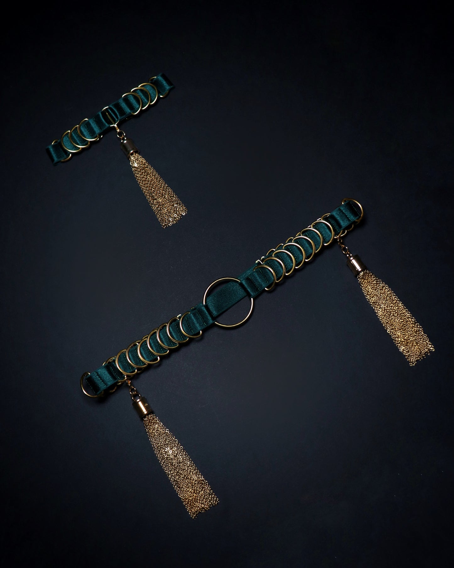 Choker à D rings et pompon en chaine amovible