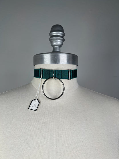 Choker classique en satin à large O ring - Vert forêt