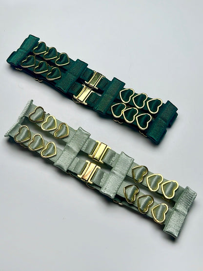 Two-row choker with hearts