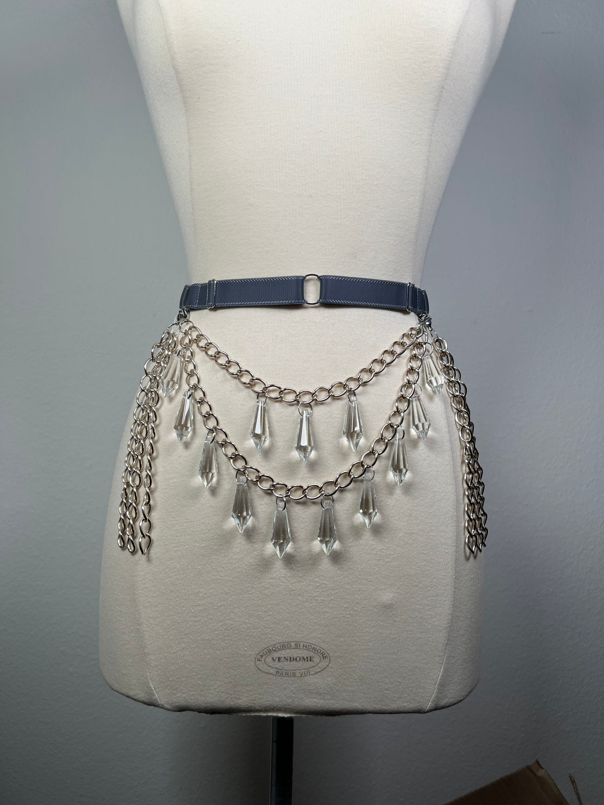 Ceinture à chaines et pendentifs en verre - Élastique gris profond