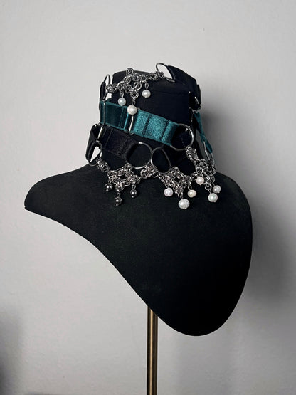 Choker à pendentif en cotte de maille