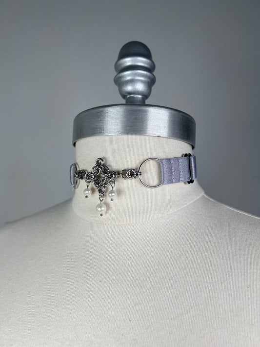 Choker à pendentif en cotte de maille - Gris lavande
